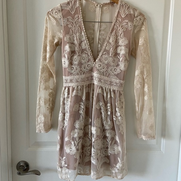 For Love And Lemons Dresses & Skirts - Rare For Love & Lemons Lace Women’s Mini Dress White Nude Sheer Size Small